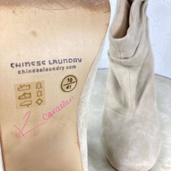 Chinese Laundry Slouchy Ankle Block Heels Booties 10 Beige Boho Western Bootie - Picture 12 of 12